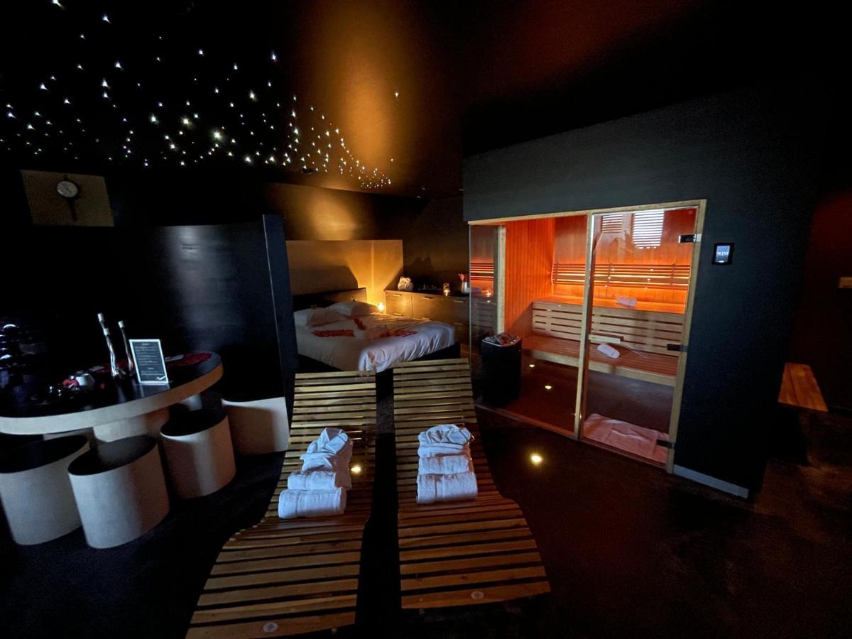 Octavie - Suite De Luxe A Tournai Avec Piscine Privee, Jacuzzi, Sauna Et Hammam Exteriör bild