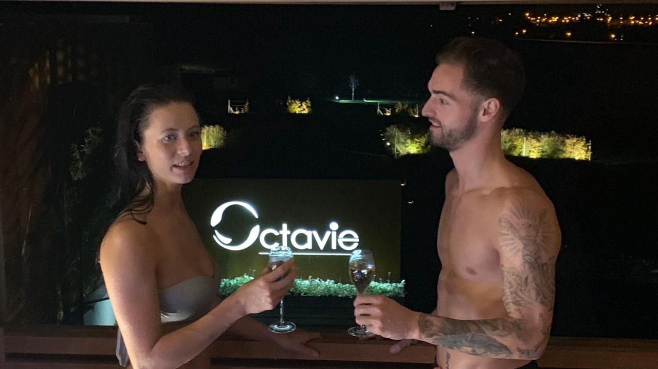 Octavie - Suite De Luxe A Tournai Avec Piscine Privee, Jacuzzi, Sauna Et Hammam Exteriör bild